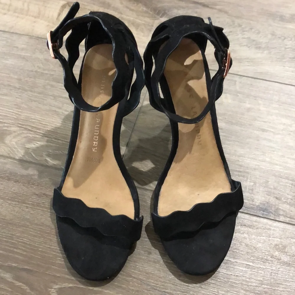 CHINESE LAUNDRY Heels - Picture 2 of 9